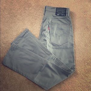 Men’s Levi’s 511 in grey